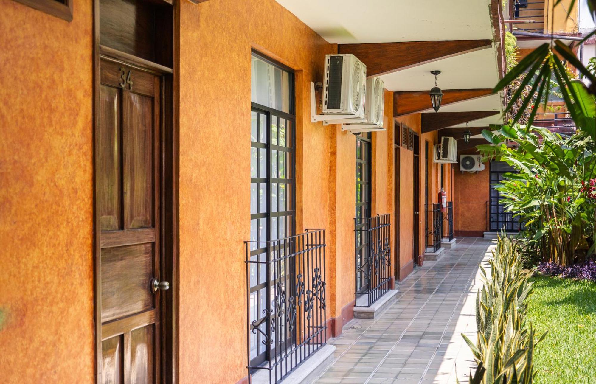Hotel Fenix タパチュラ エクステリア 写真