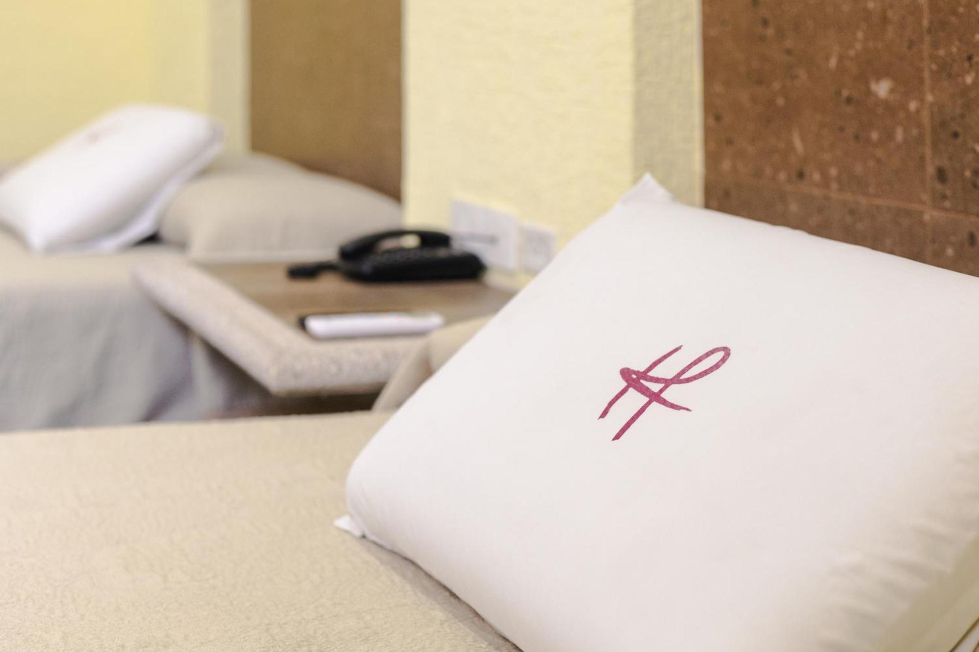 Hotel Fenix タパチュラ エクステリア 写真